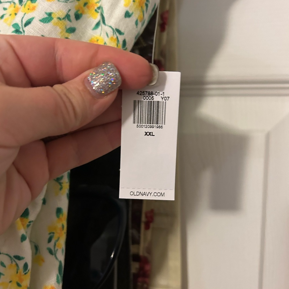 BNWT Size XXL Old Navy Floral Strapless Dress in Yellow and Green - Picture 2 of 5